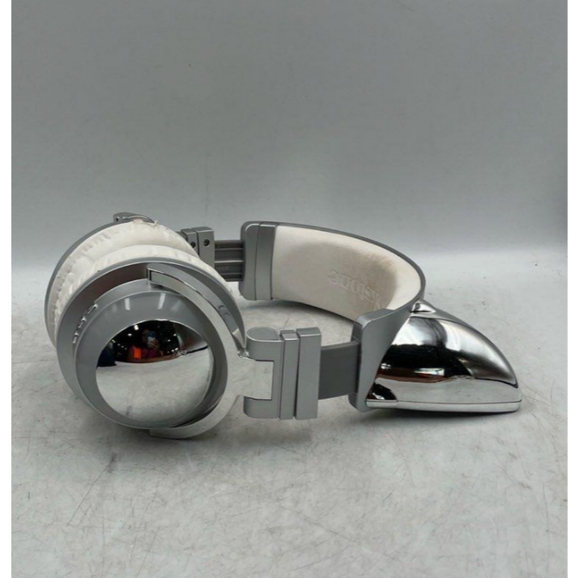 Ariana Grande Brookstone Limited Edition Cat Ear Headphones - Picture 3 of 13